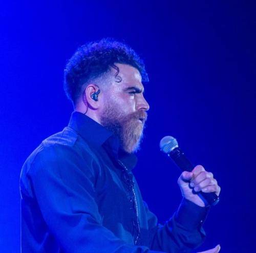 معین زد من نشد با تو بمونم چه حیف