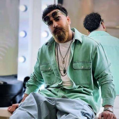 معین زد بزار هرچی گذشته بینمون خاطره شه