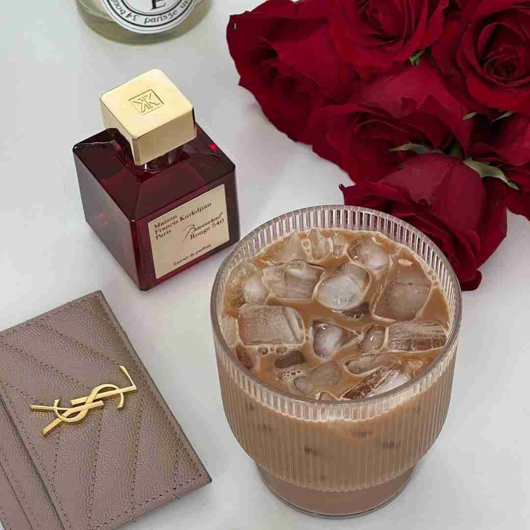 موزیکم پلی با صدای کم دیگه چطوری ادامه بدم من