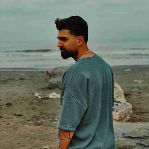 ماهان خادمی مثلا‌ زندونی‌ بکشم‌ یار‌ حبس‌ تو