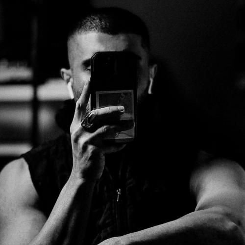 دکاموند حیفه که بعد هم قلبامون میوفته دست غریبه ها