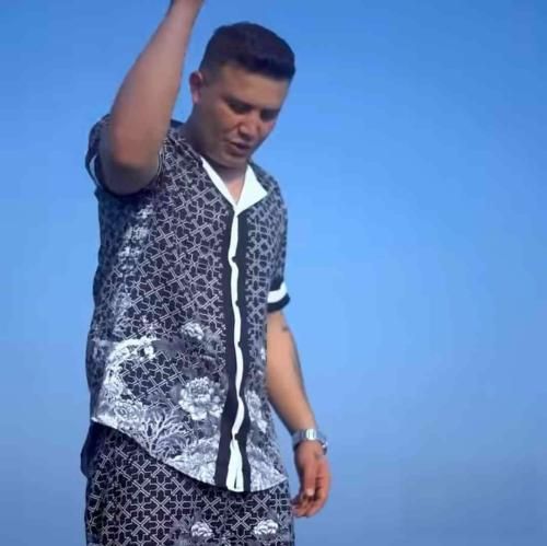 دانلود آهنگ علی احمدیانی به نام من که قرین رحمتم حریف زهر عقربم