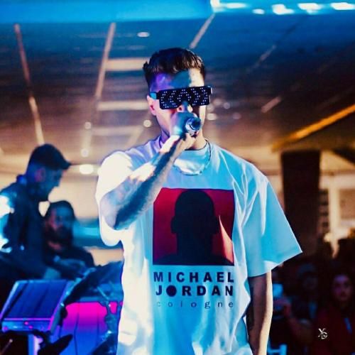 آرمین برمایه رد ناخنت الان میفته رو تن کی