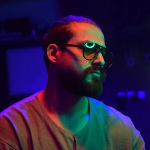 وهداد افسانه