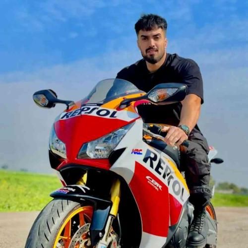 علی رستمیان بازیچه