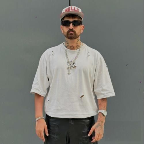 ماهان خادمی مو چتری