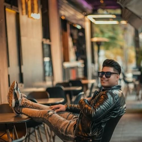 امین فالجی ذهنمان آشفته است حیران و سرگردانیم شادی کیلو چنی